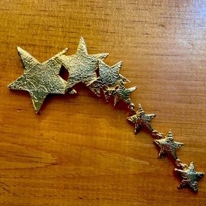 Ultra Craft dangling gold tone brooch pin